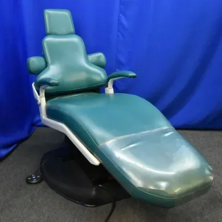 Pelton & Crane Coachman Dental Chair – Green