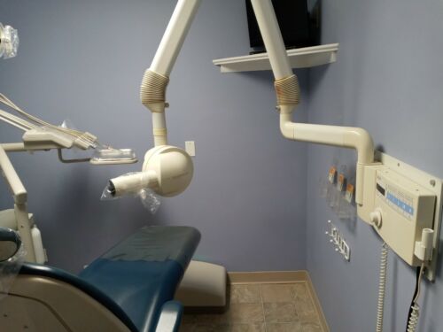 Sirona Heliodent Vario X-Ray Machine Model D3350 Sirona Heliodent Vario X-Ray Machine Model D3350
