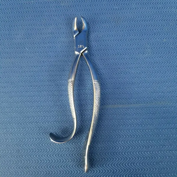 Dental Stainless Steel Extraction Forceps #18L