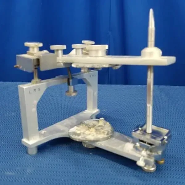 WhipMix Dental Articulator and Adjustable Guide Table