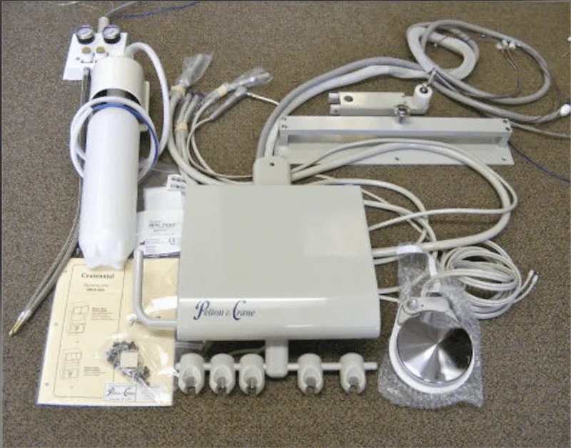 Pelton & Crane 1500 Cabinet Mount Doctor's / Assistant's Dental Delivery Unit