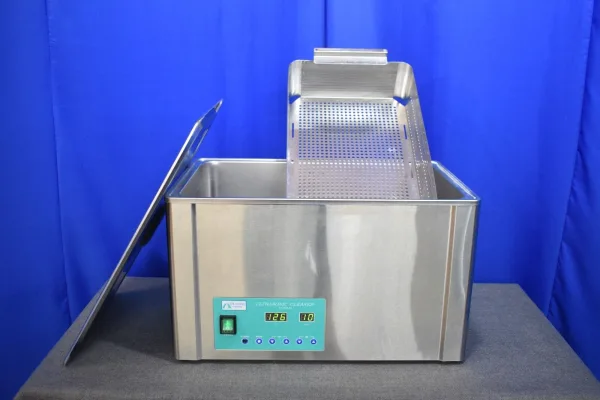 BrandMax Tri Clean Ultrasonic Cleaner U-20LH – 5 Gallon / 20 Liters