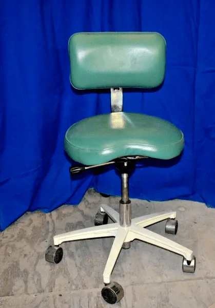 DentalEZ Doctor Stool - Green