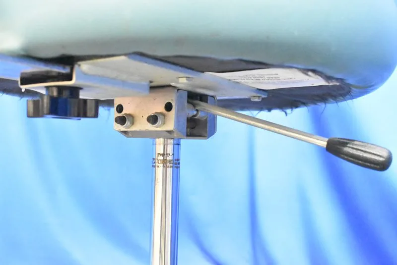 A-dec 1600 Doctor Operator Stool
