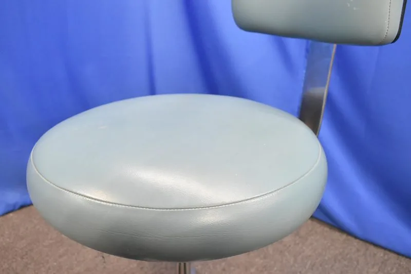 A-dec 1600 Doctor Operator Stool