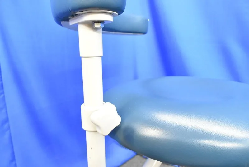 A-dec 1622 Assistant Stool