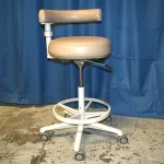 assistant stool beige 00 assistant stool beige 03