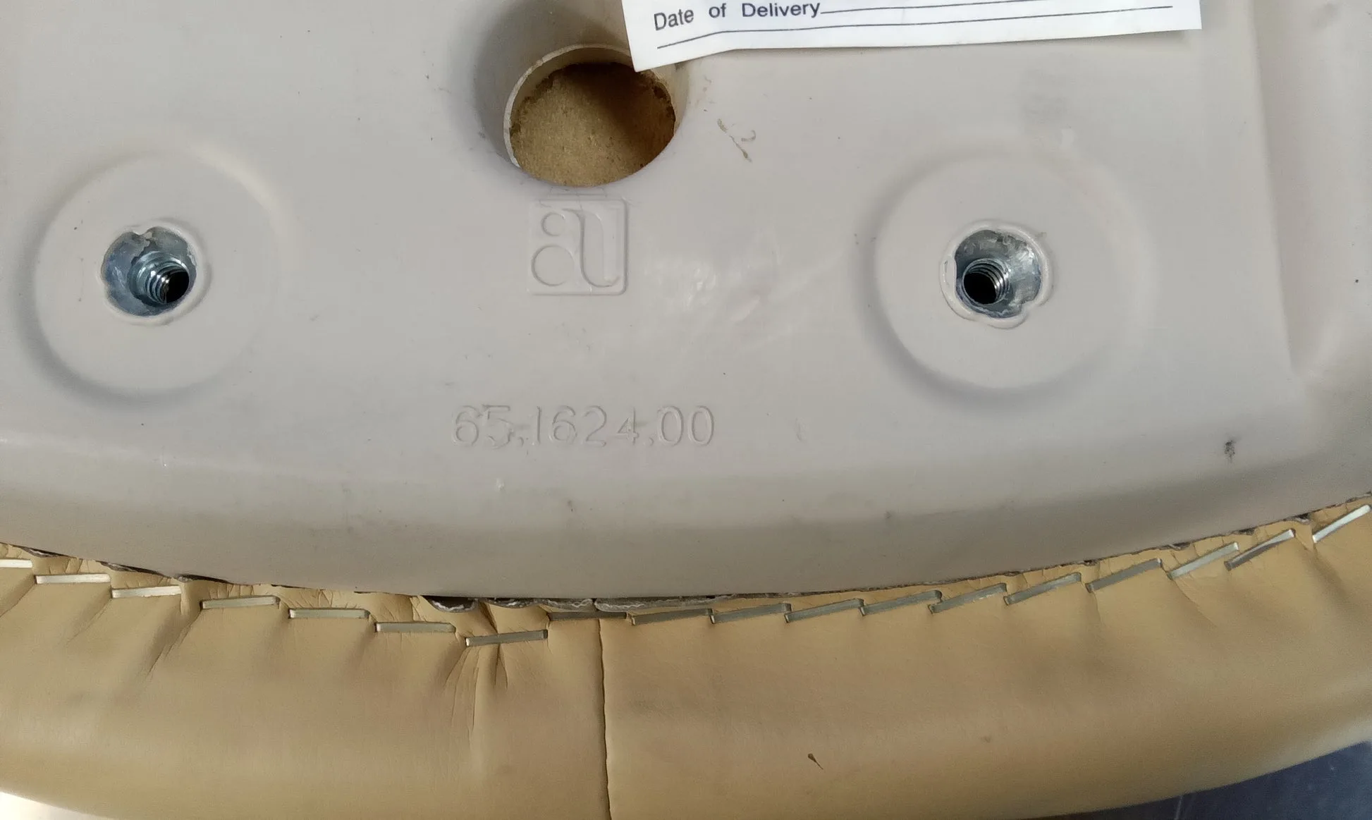 A-dec Dental Stool Core - 65.1624.00