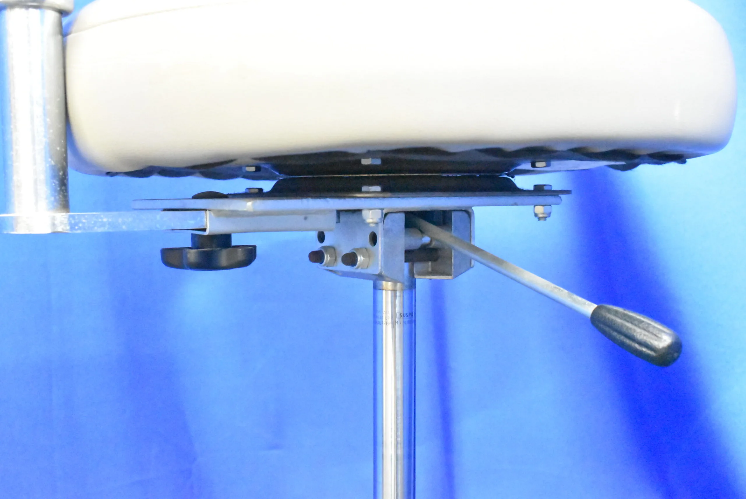 A-dec 1620 Assistant Dental Stool - Image 4