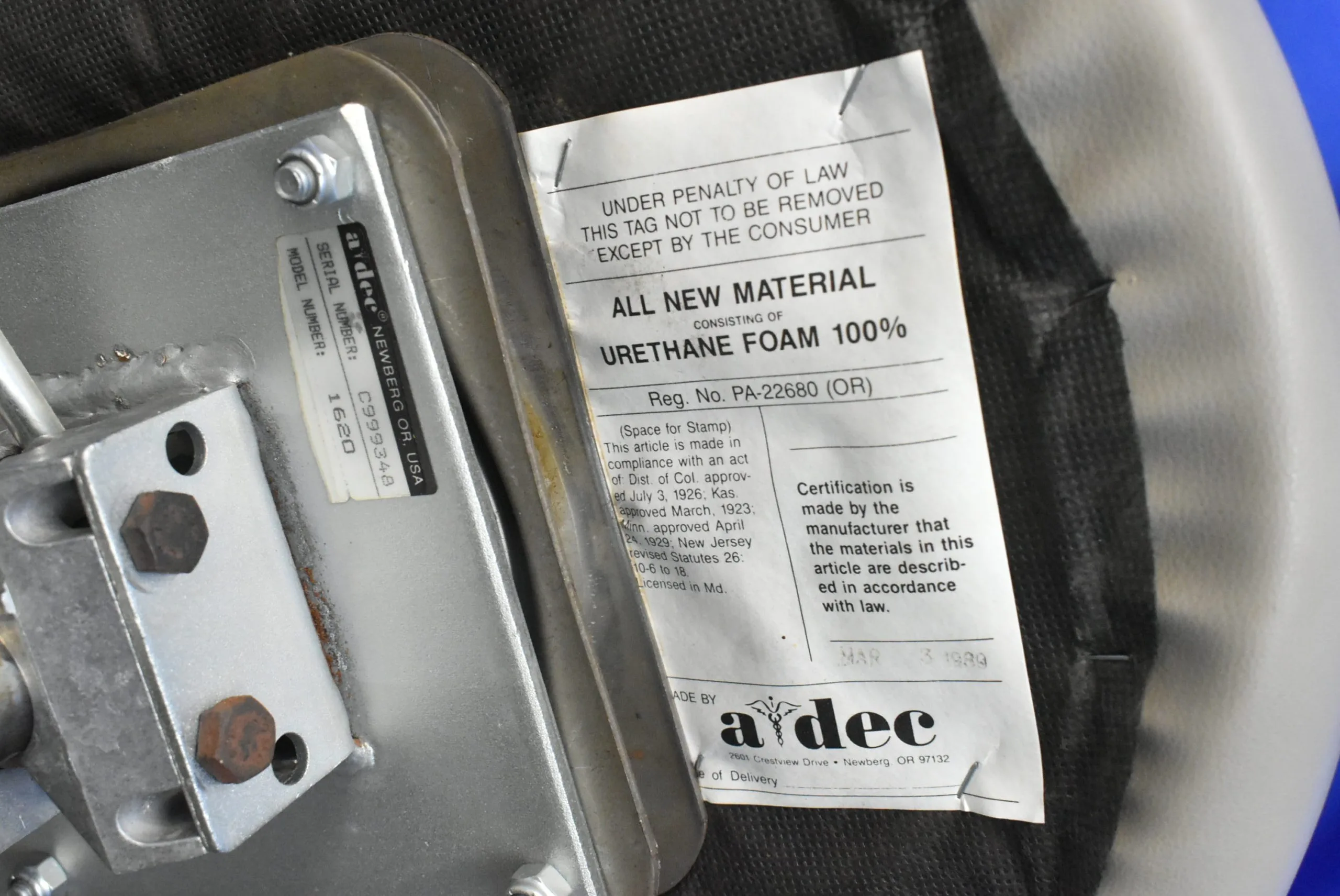 A-dec 1620 Assistant Dental Stool - Image 5