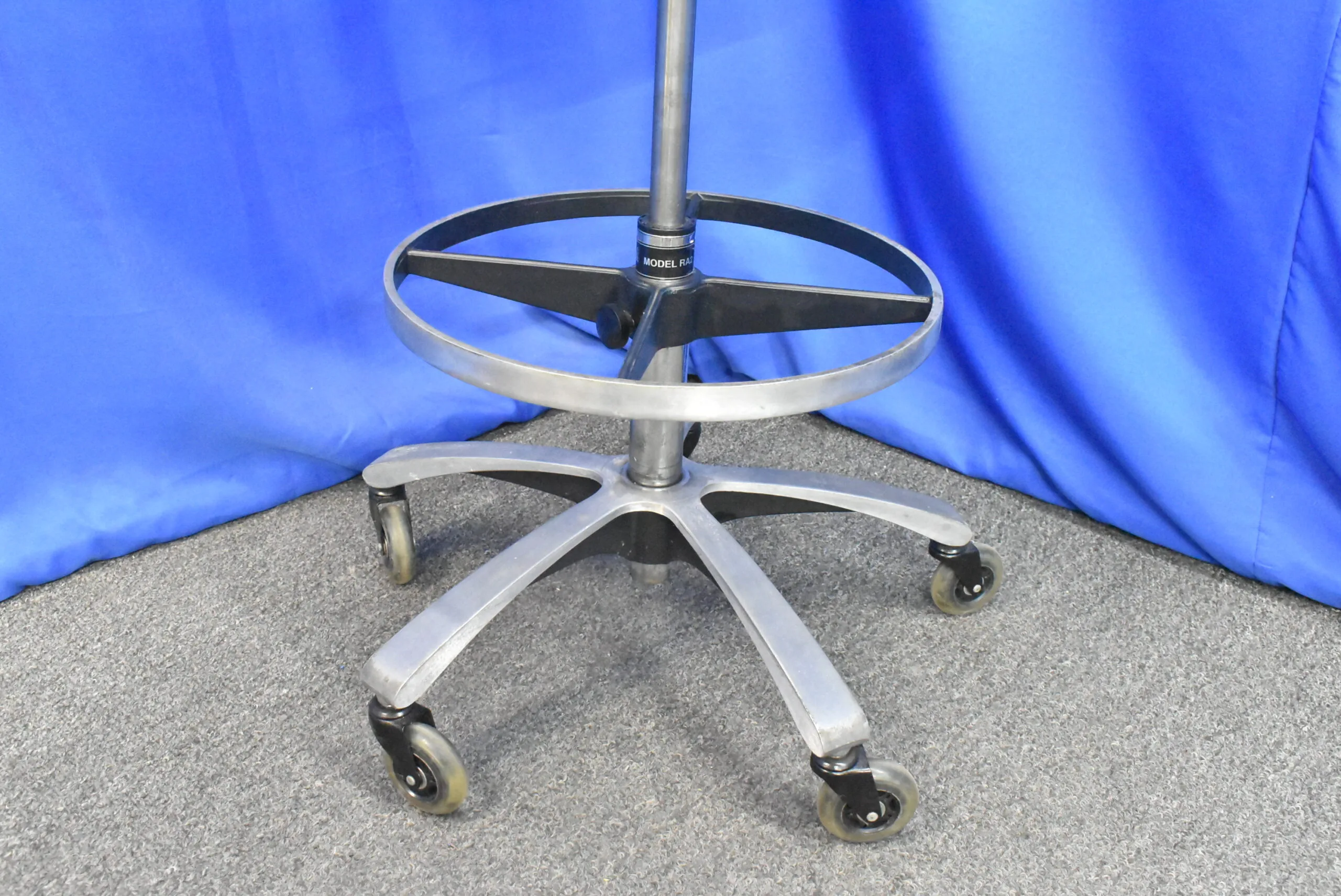 Royal RA2 Dental Assistant Stool - Image 3