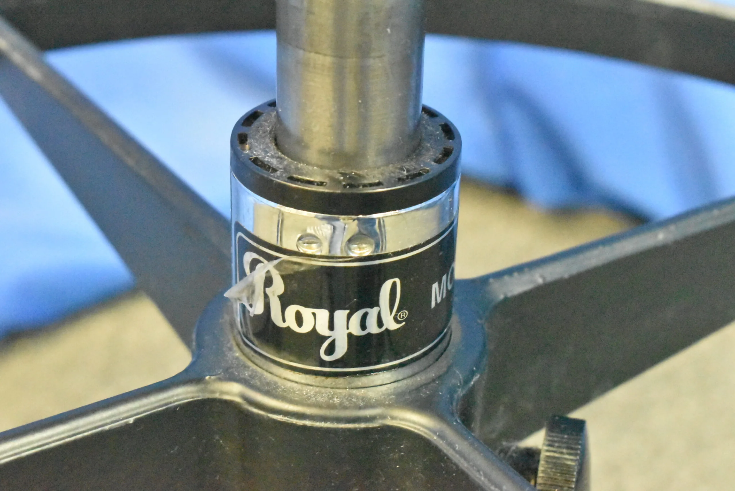 Royal RA2 Dental Assistant Stool - Image 4