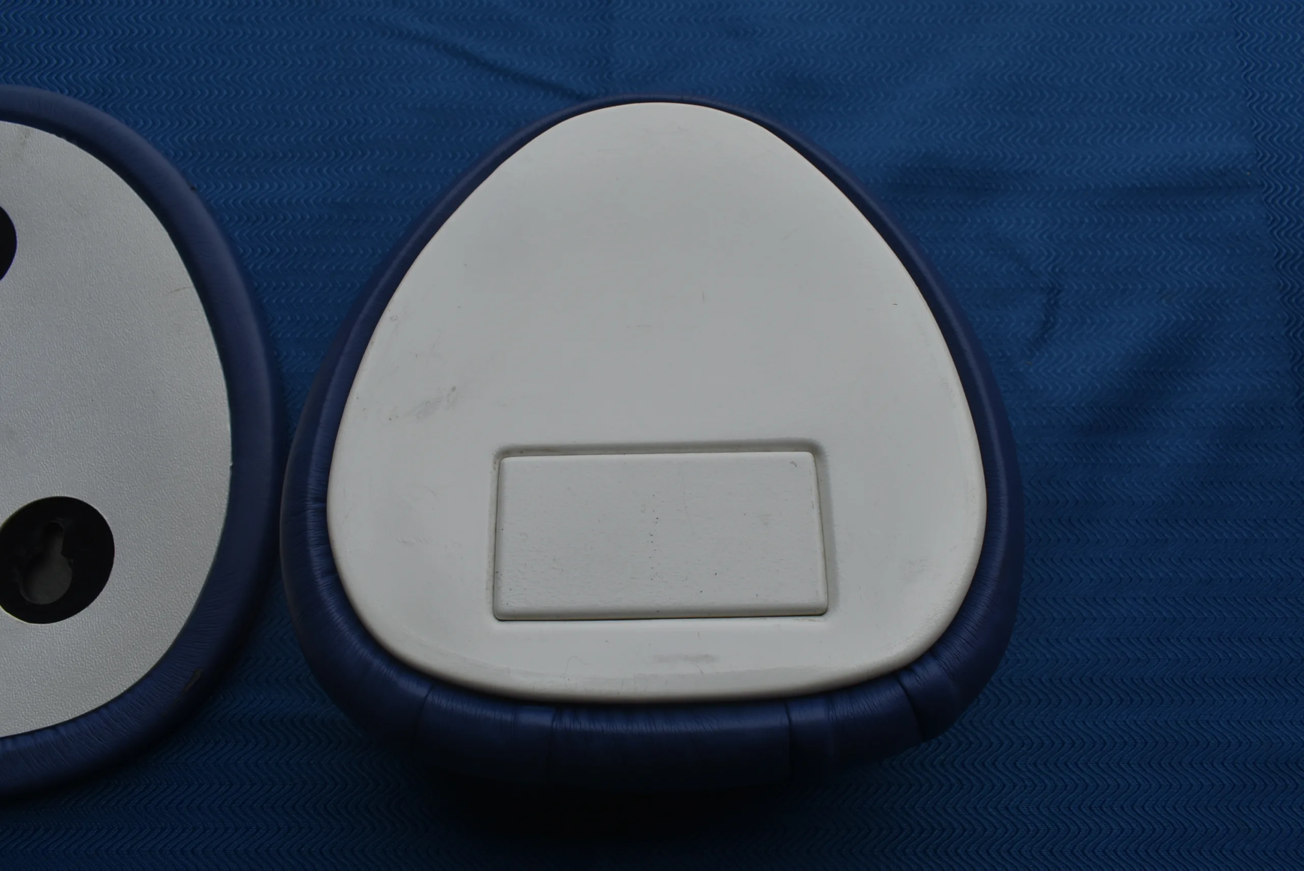 Magnetic Dental Chair Headrest