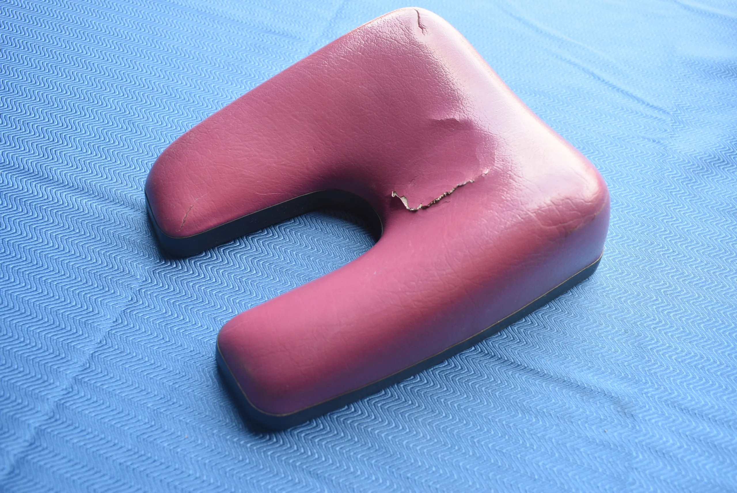 Magnetic Dental Chair Headrest