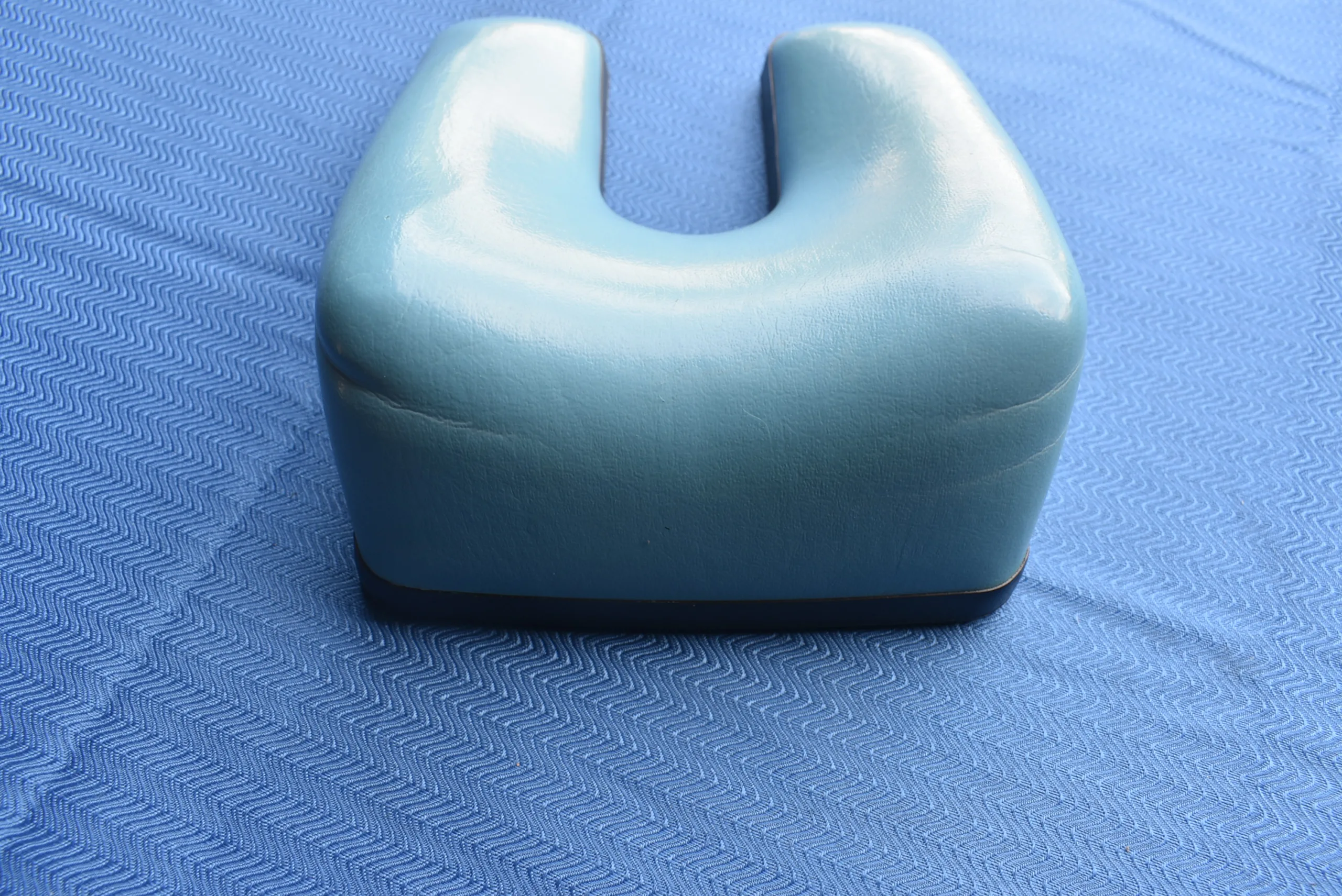Magnetic Dental Chair Headrest