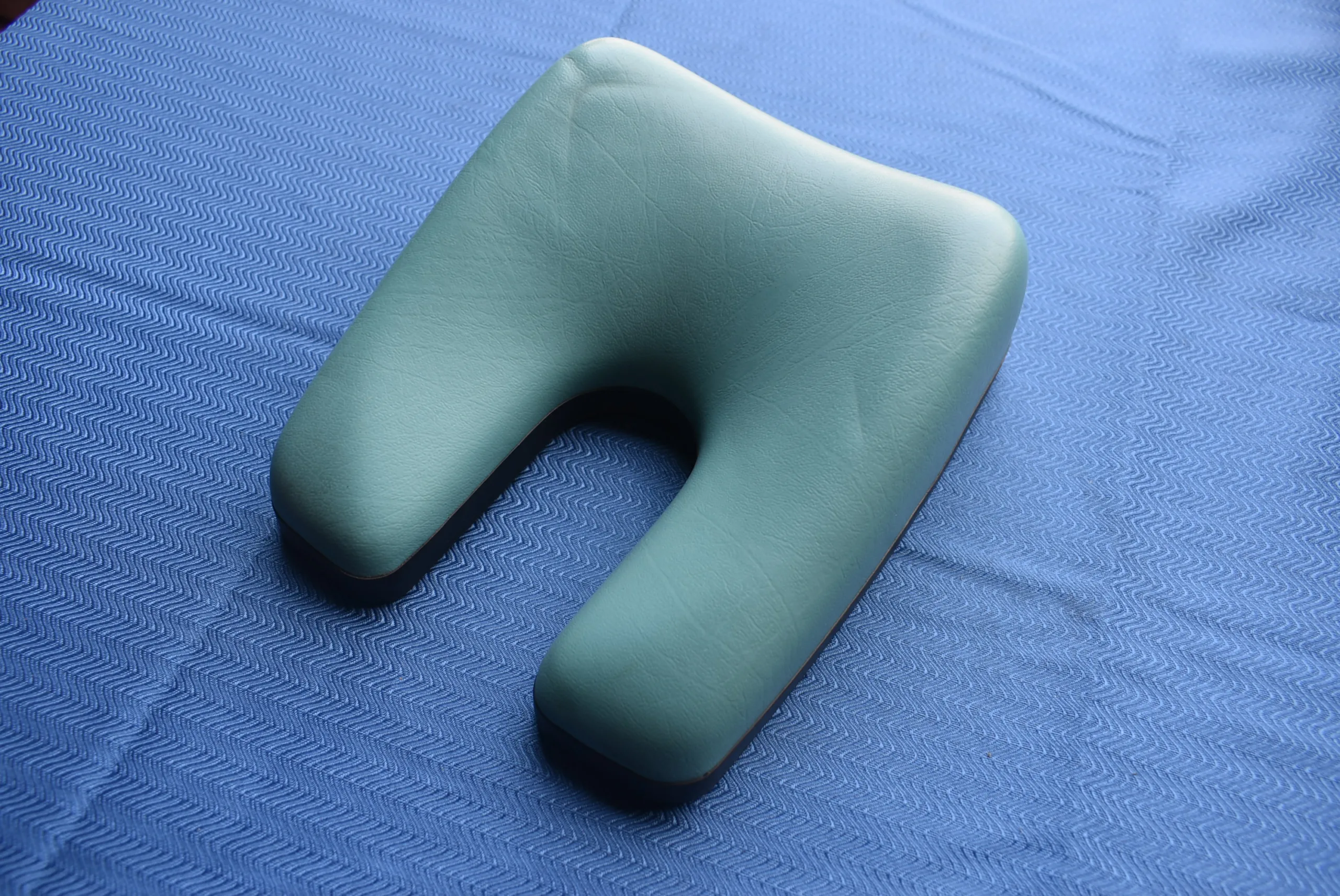 Magnetic Dental Chair Headrest