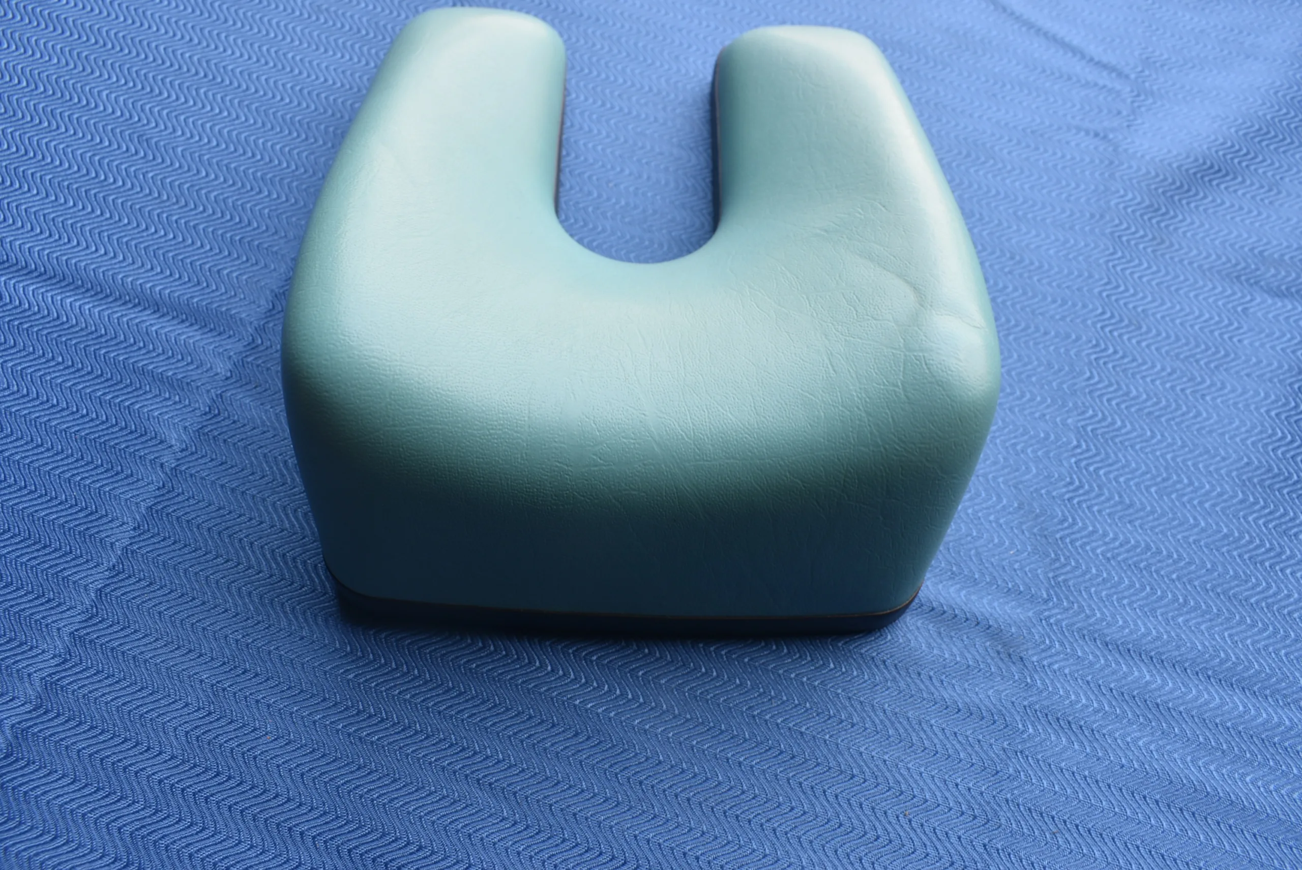 Magnetic Dental Chair Headrest