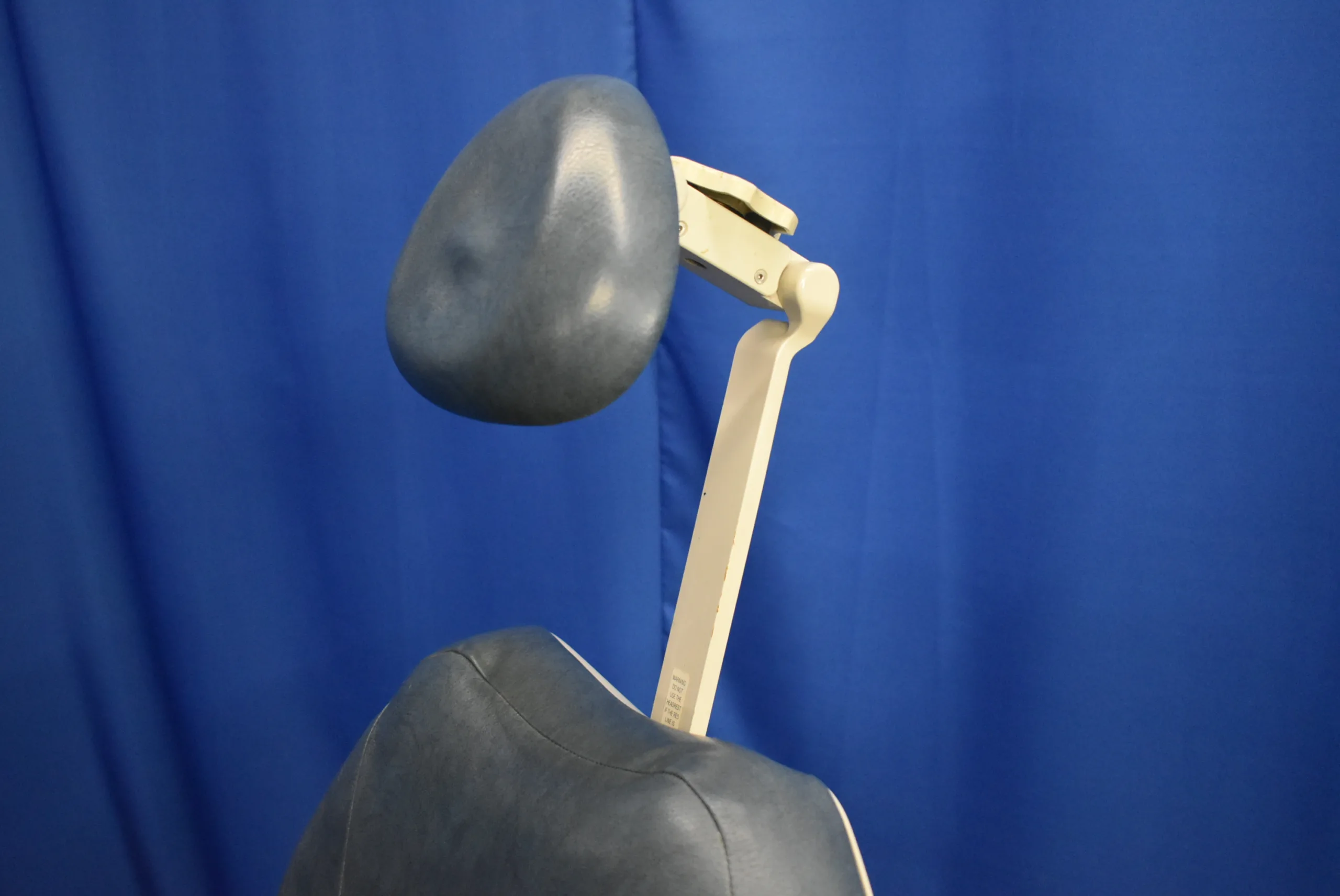 Pelton and Crane Stand Alone Dental Chair - Image 7