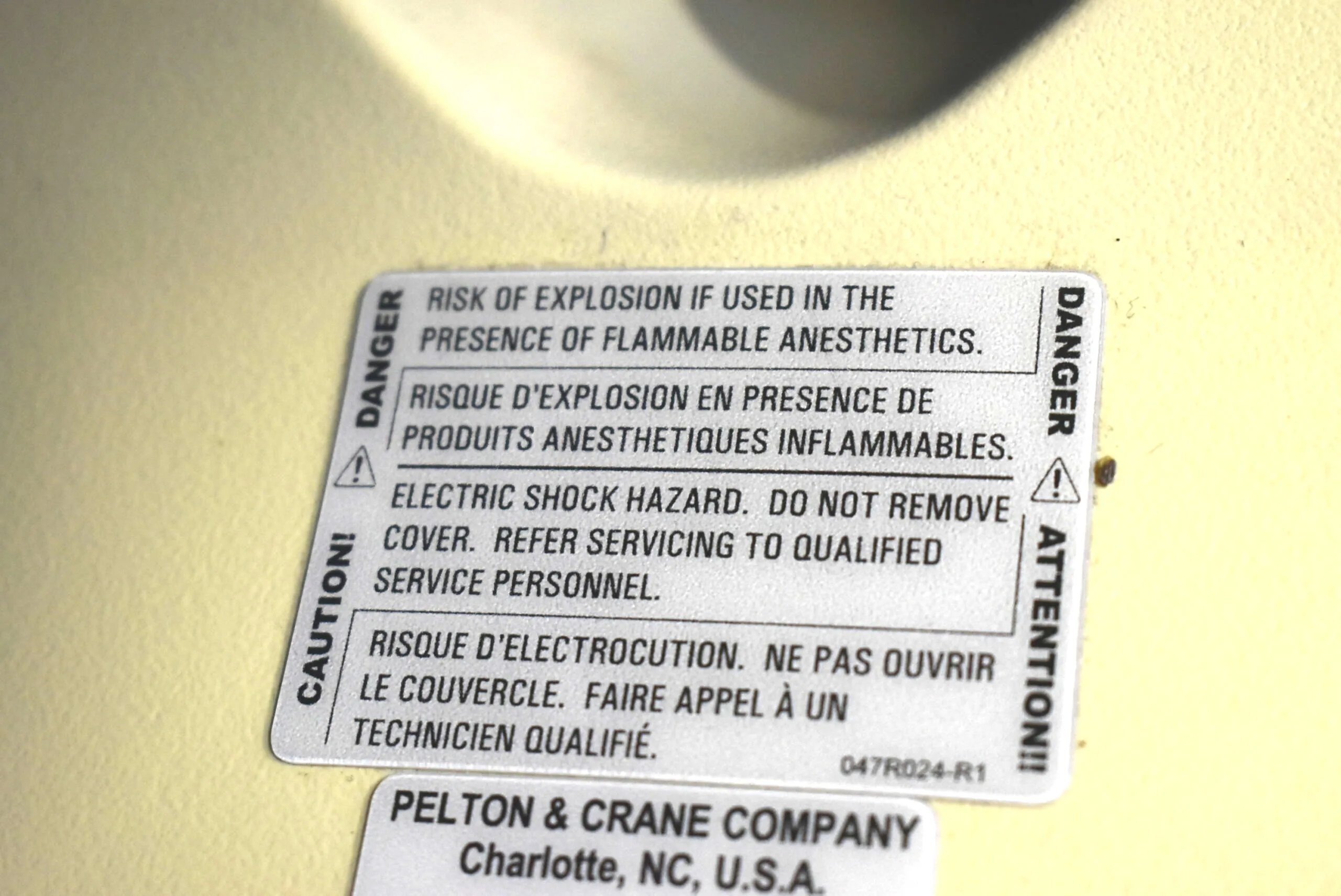 Pelton and Crane Stand Alone Dental Chair - Image 19