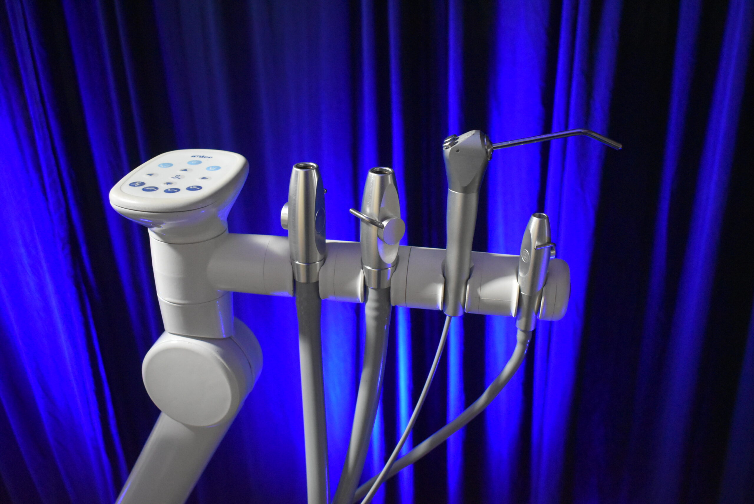 A-dec Assistants Arm Delivery System