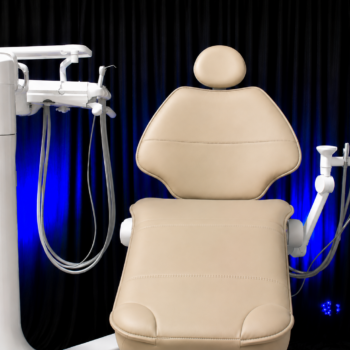 Adec 511 Dental Chair with Adec 532 Radius Delivery System & Adec HVE Assistant’s Package