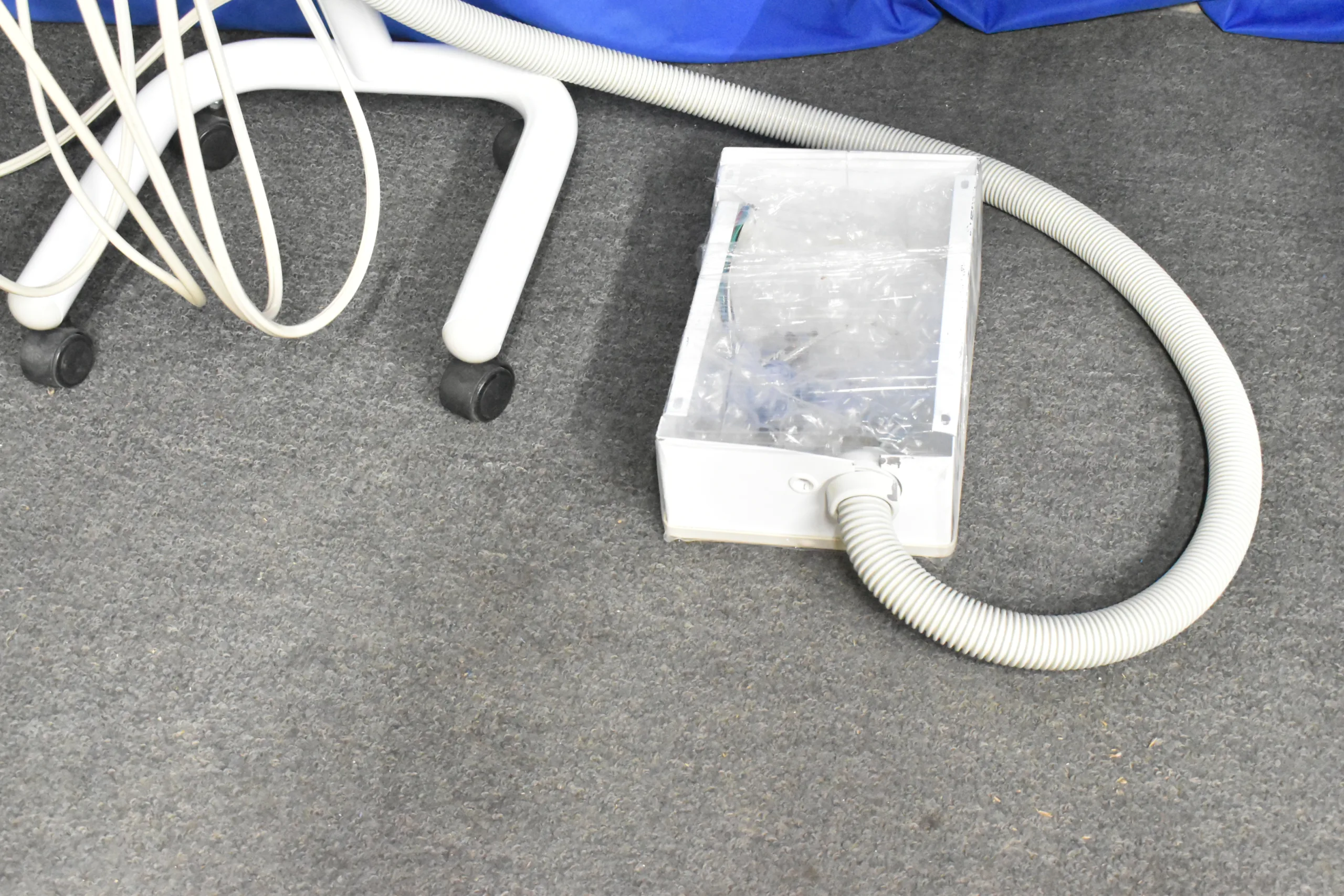 Forest Dental Cart Model 5200 - Image 4